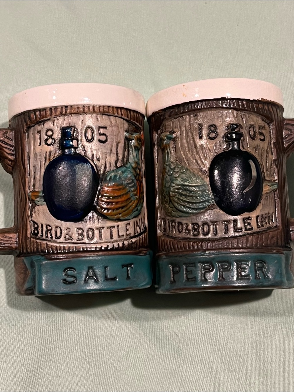 Vintage Napcoware 1805 Bird & Bottle Inn salt and pepper shakers